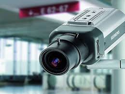 Grabar con videocámara a un empleado cometiendo una infracción no es un medio de prueba válido que ampare su despido.